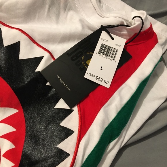 Men’s t shirt - Picture 4 of 4